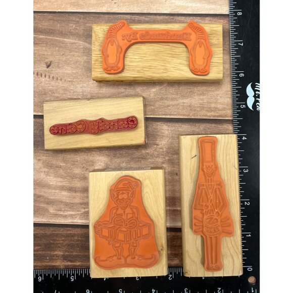 LOT OF 4 CANADIAN MAPLE HOLIDAY THEMED WOOD MOUNTED RUBBER STAMPS PENGUIN ELF - Picture 3 of 7